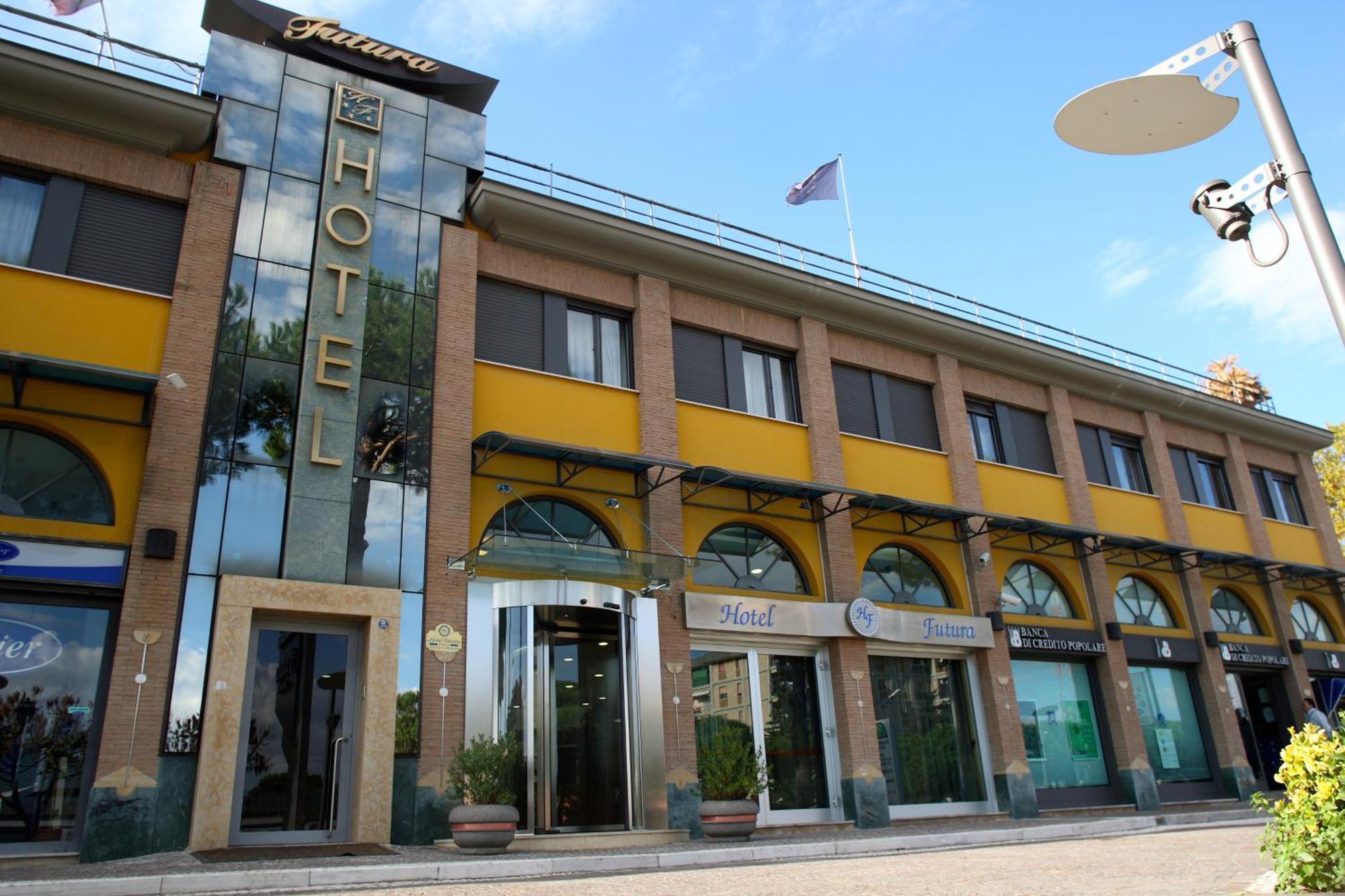 Hotel Futura Centro Congressi Napels Buitenkant foto