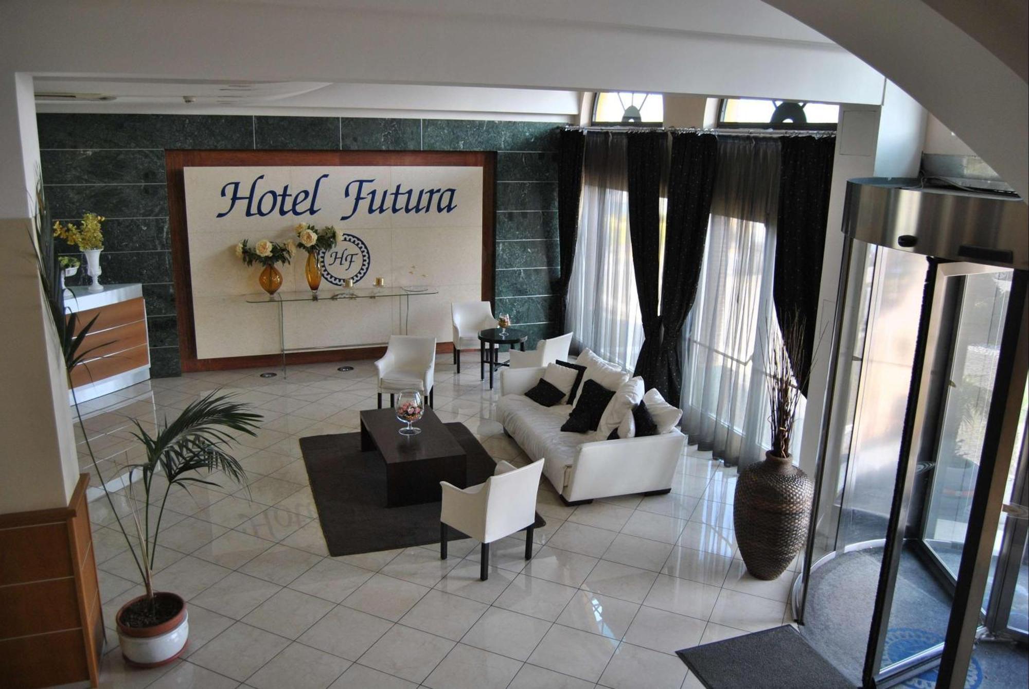 Hotel Futura Centro Congressi Napels Buitenkant foto